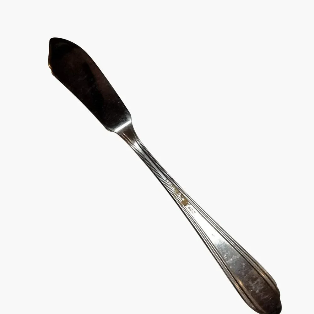 Stainless Steel Butter Knife Elegant Grooved Handle Vintage Art Deco Design